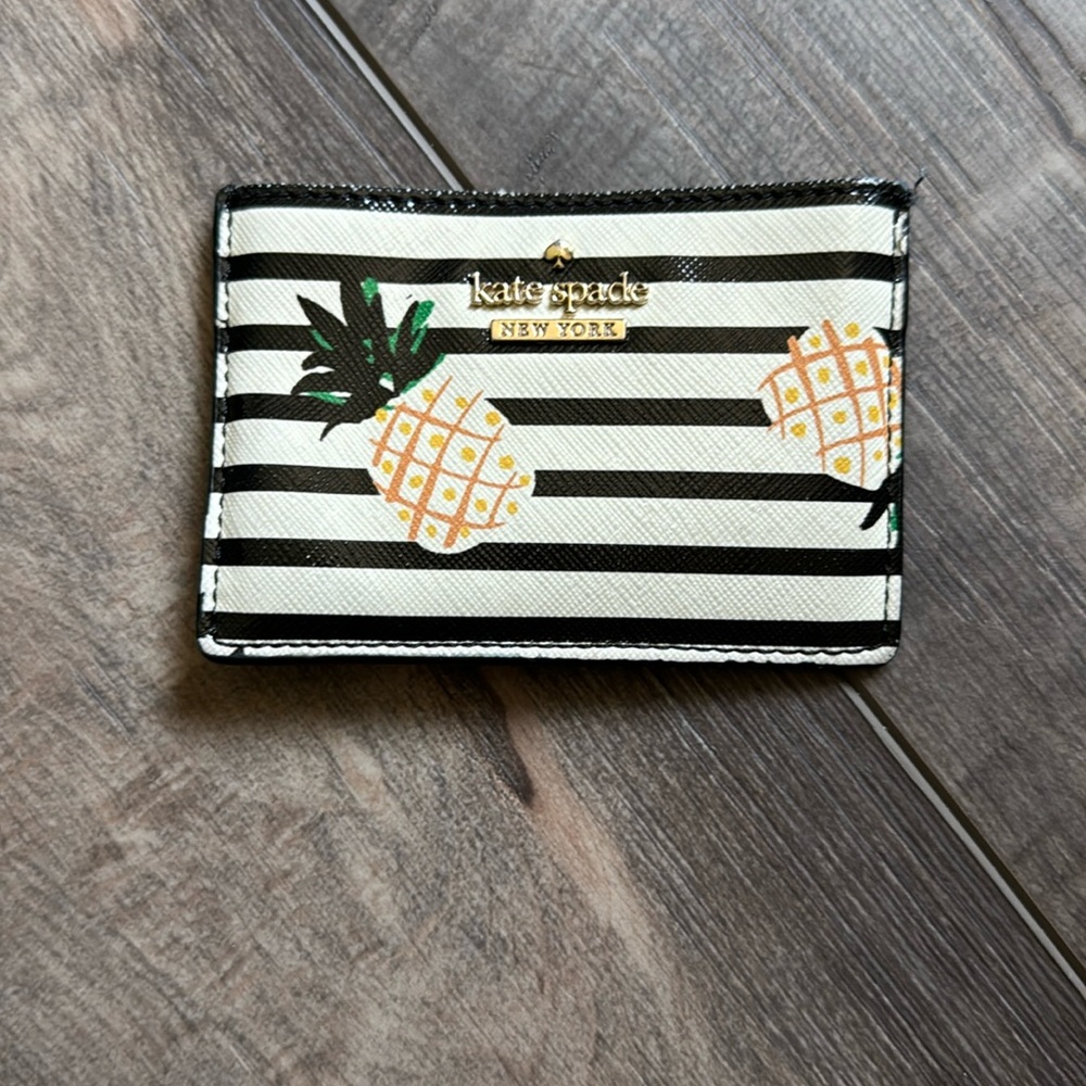 Kate spade card holder